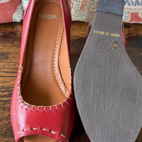 Sassy vintage red wedges - Picture 4 of 7